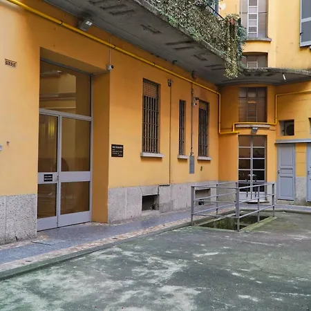 Charming Darsena Suite - Amazing Position Next To Navigli Milan Exterior photo